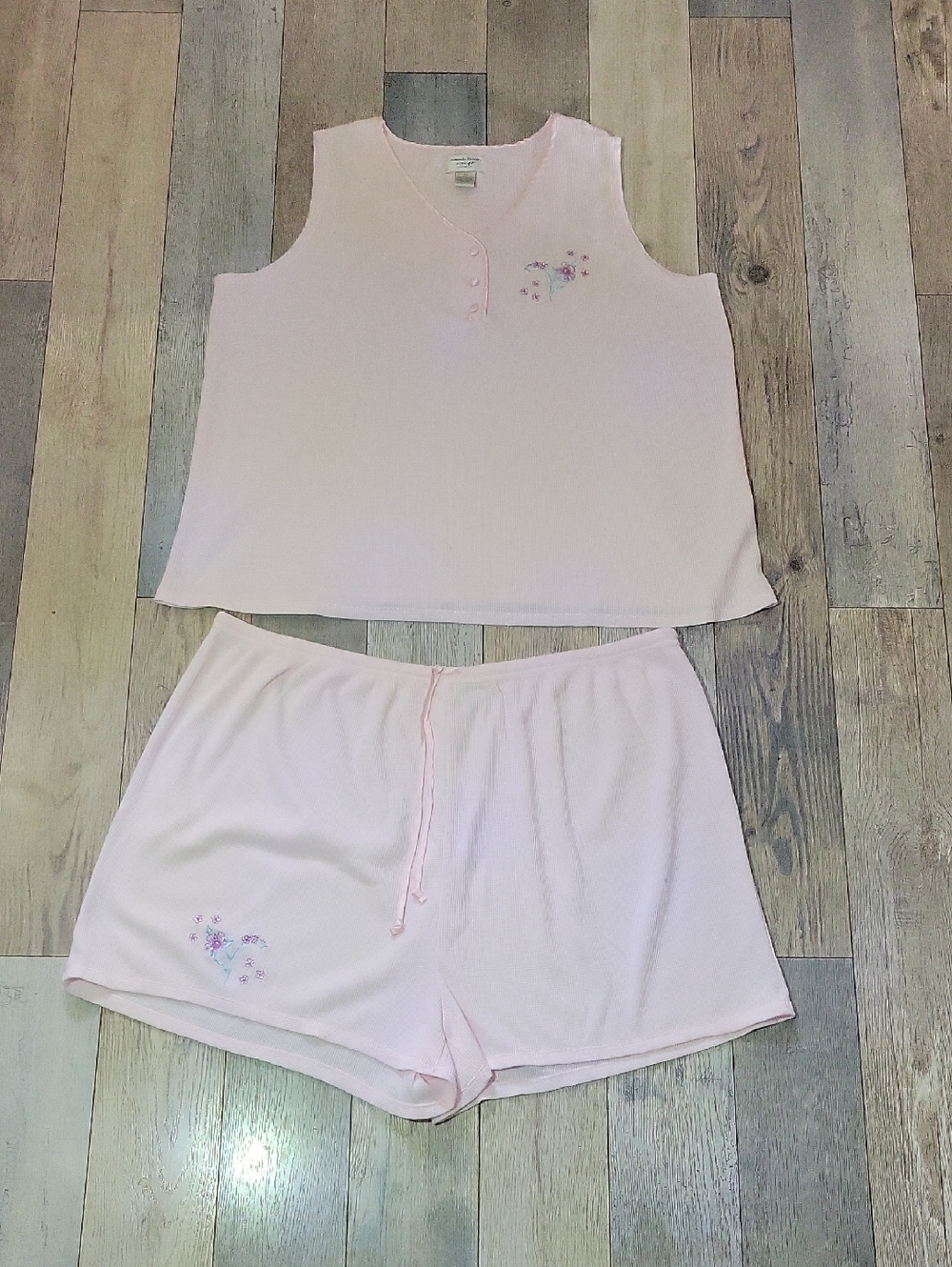 Amanda Stewart Women's Light Pink Sleeveless Pajama Tank & Drawstring Shorts